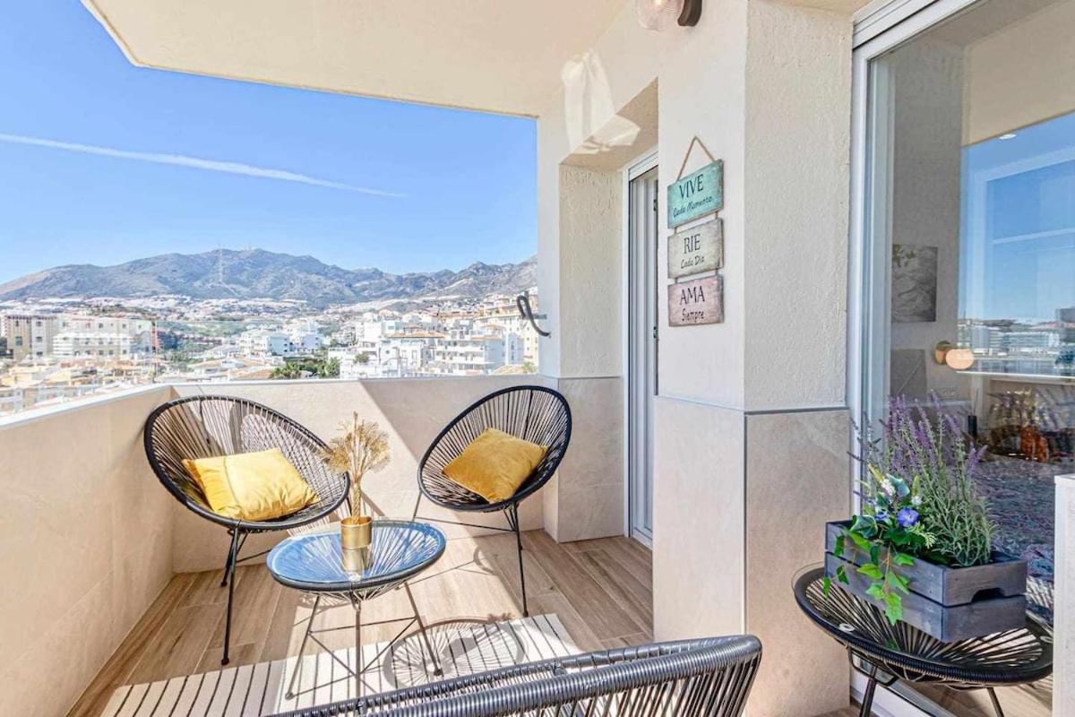 797 Holiday Rentals - Benalbeach- Moderno piso para 5 con vistas al mar Benalmádena Exterior foto