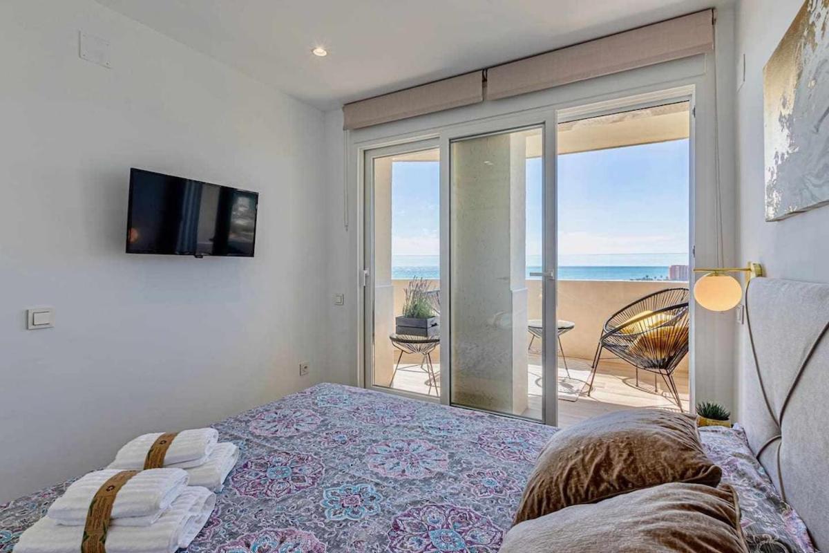 797 Holiday Rentals - Benalbeach- Moderno piso para 5 con vistas al mar Benalmádena Exterior foto